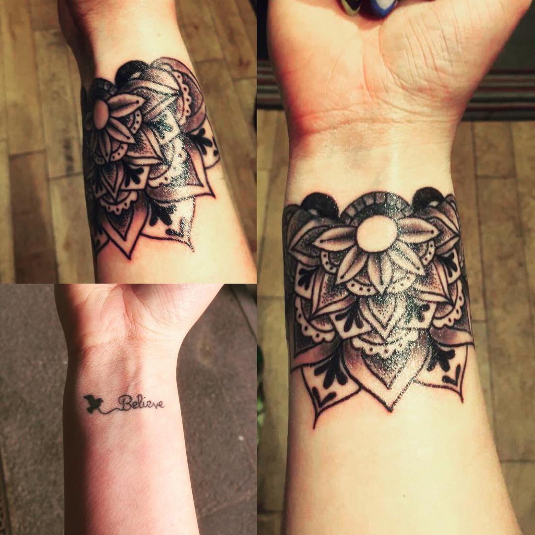 30+ Small Wrist Tattoos Tattoo Designs Design Trends