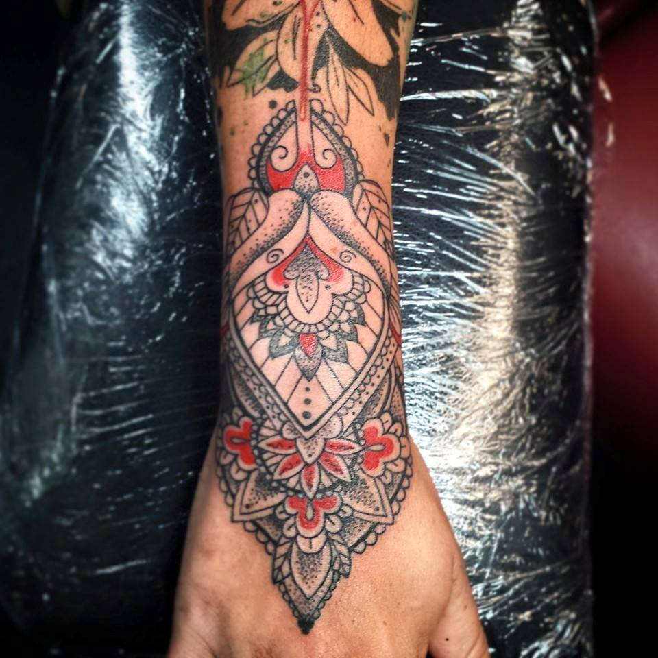 floral mandala tattoo on wrist1