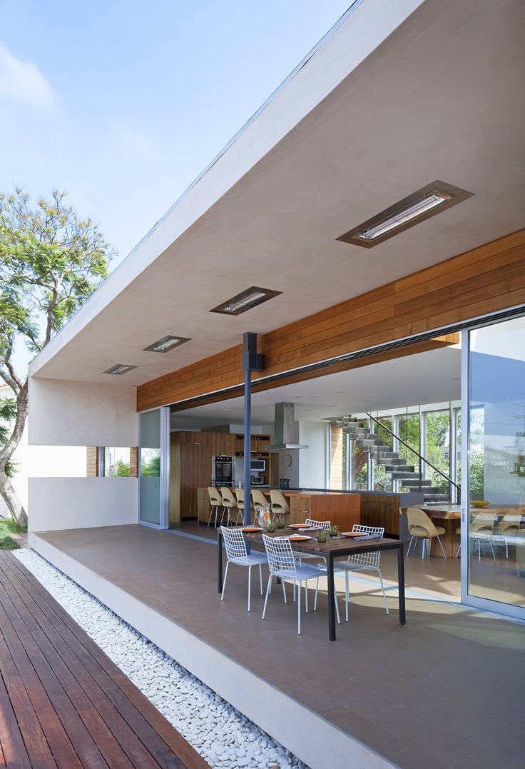 family contemporary patio design