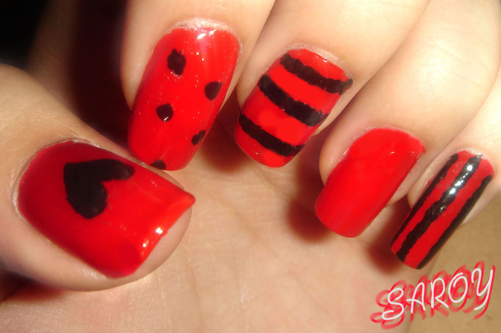 black and red nail design