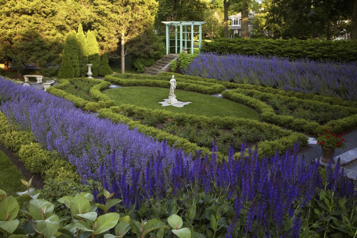 formal garden sculpture