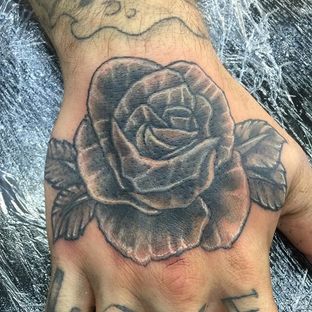 flower tattoo design on hands