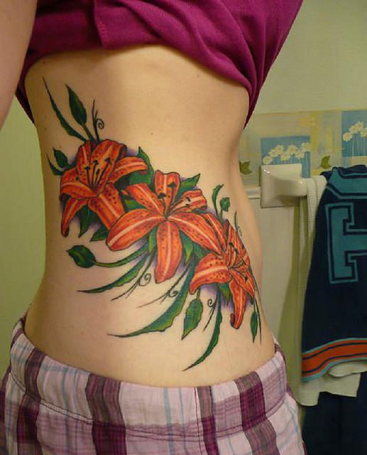 hawaiian flowers tattoos design