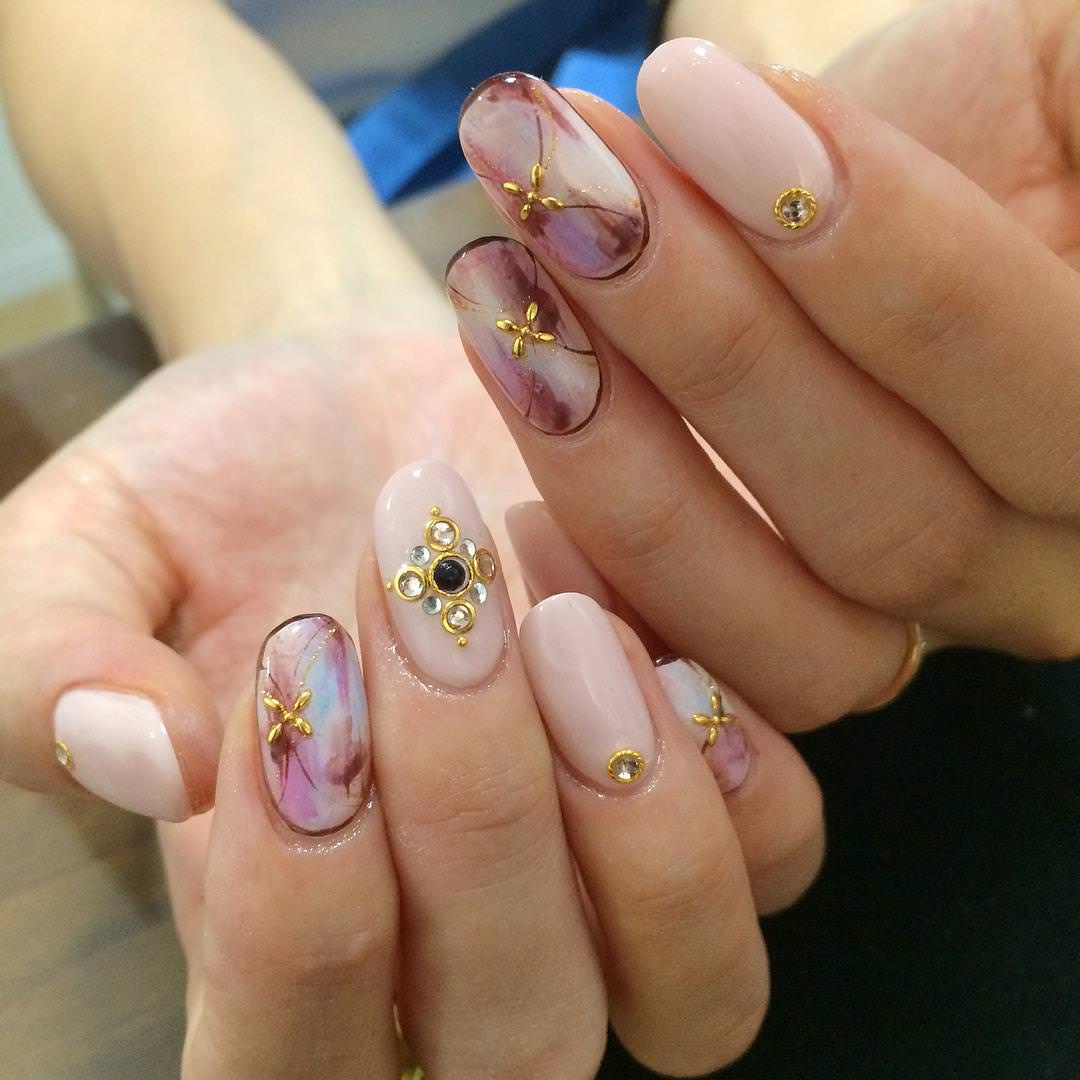 meg summer nail design