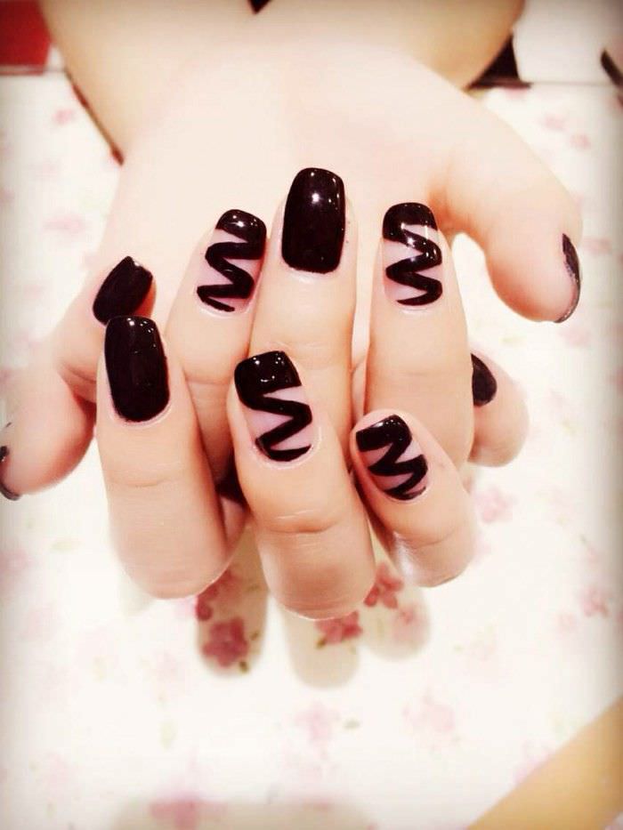 cute black nail design