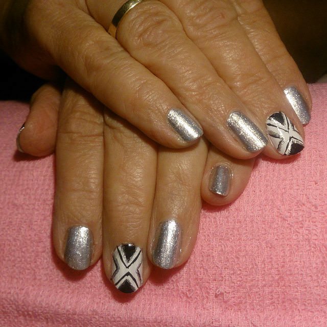 silver nail designs20
