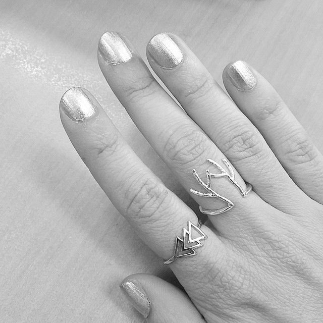 silver nail designs31