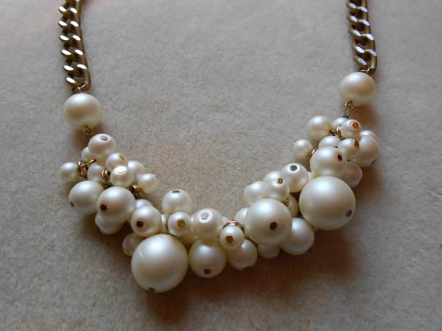 diy pear necklace design