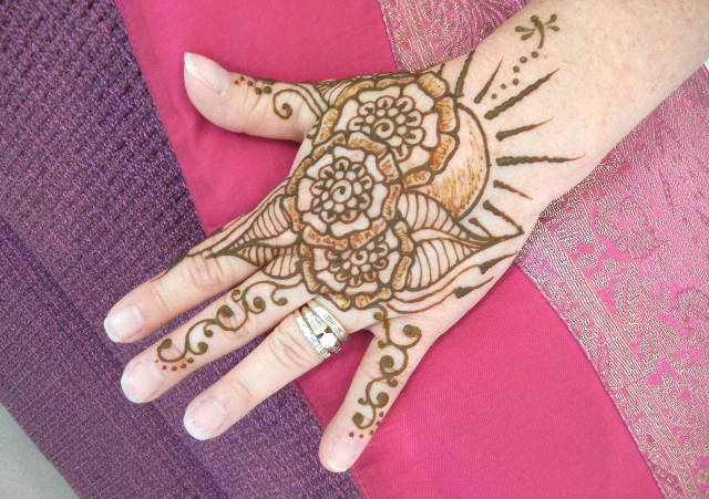 beautiful bridal henna design