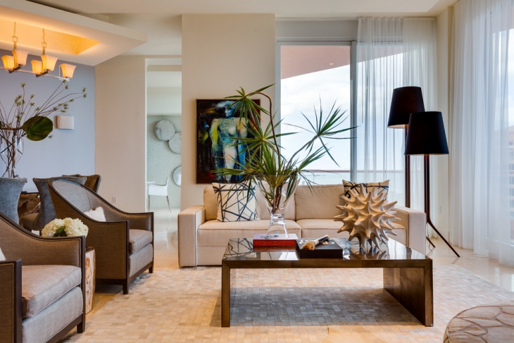 luxurious contemporary living room