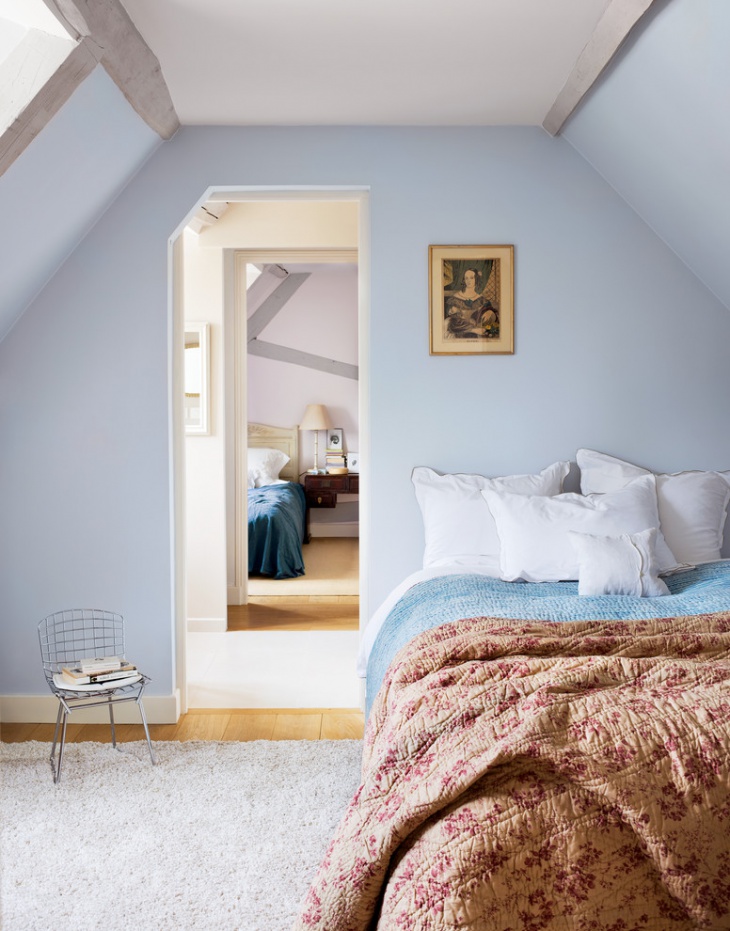 simple pastel blue bedroom idea