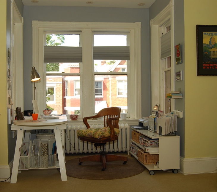eclectic small space home office