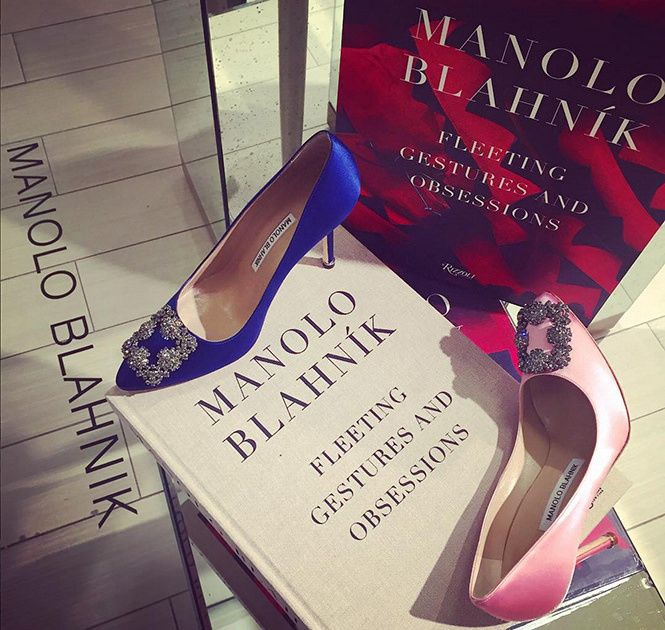 manolo blahnik book signing fleeting gestures and obsessions saks new york
