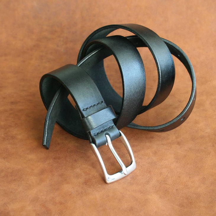 black leather belt design