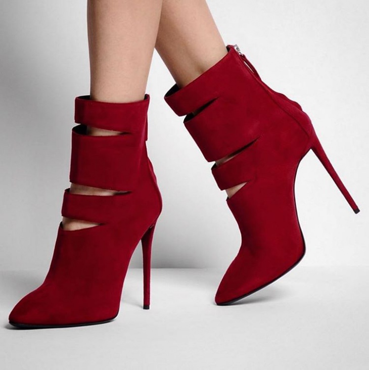 trendy red boots for women