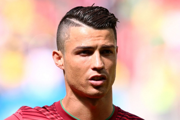 cristiano ronaldo side shaved hairstyle for men