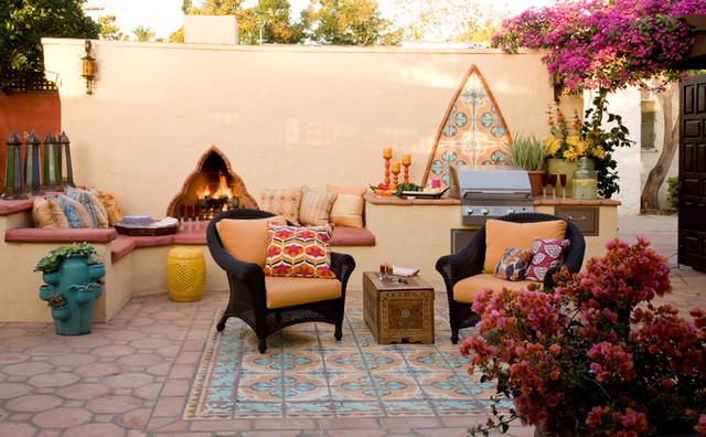 7moroccan eclectic patio