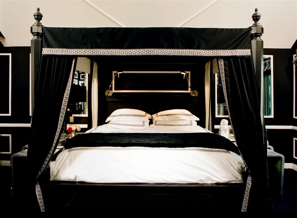 ravishing bold black bedroom design