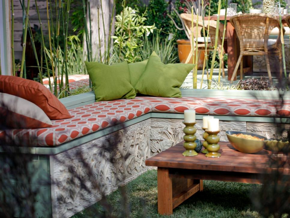 simple outdoor room design