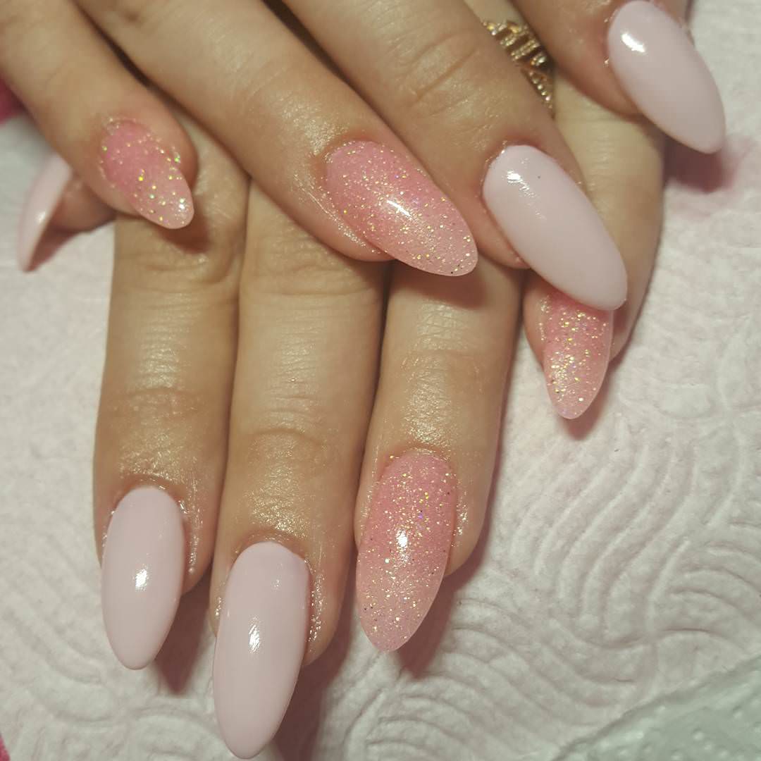 girly claw nail design