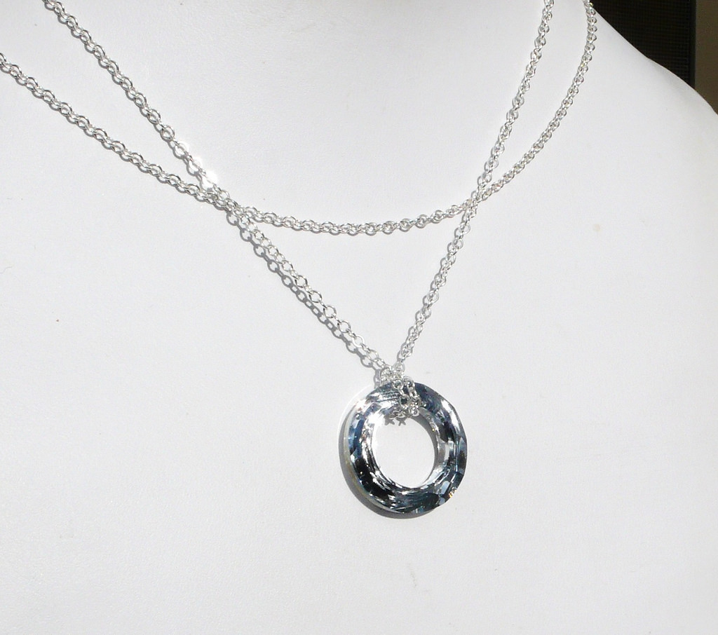 flat simple hallow ring prom necklace