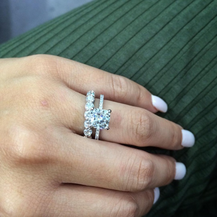 attractive diamond ring1