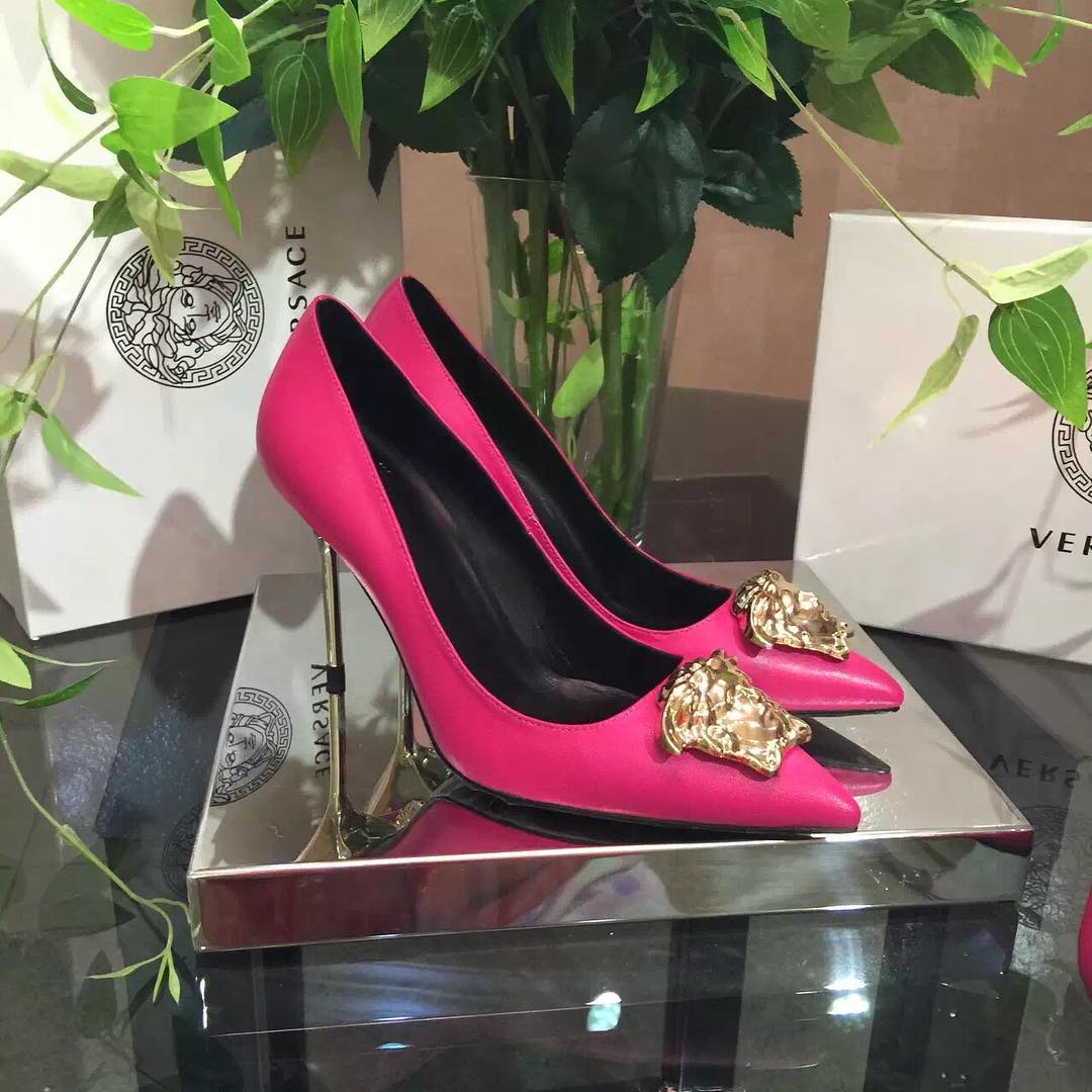 pink color shoes