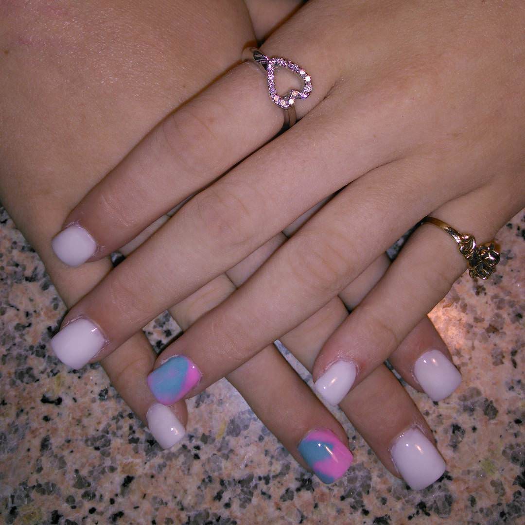 pink white simple nail design