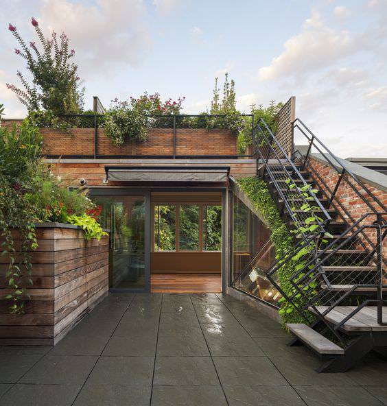 24+ Townhouse Garden Designs, Decorating Ideas | Design ...