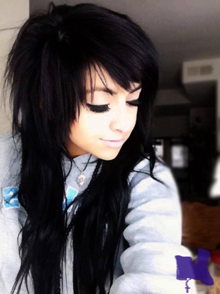 25+Beautiful Emo Hairstyles for Girls  Design Trends 