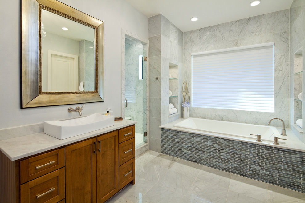 elegant bathtub tiles design