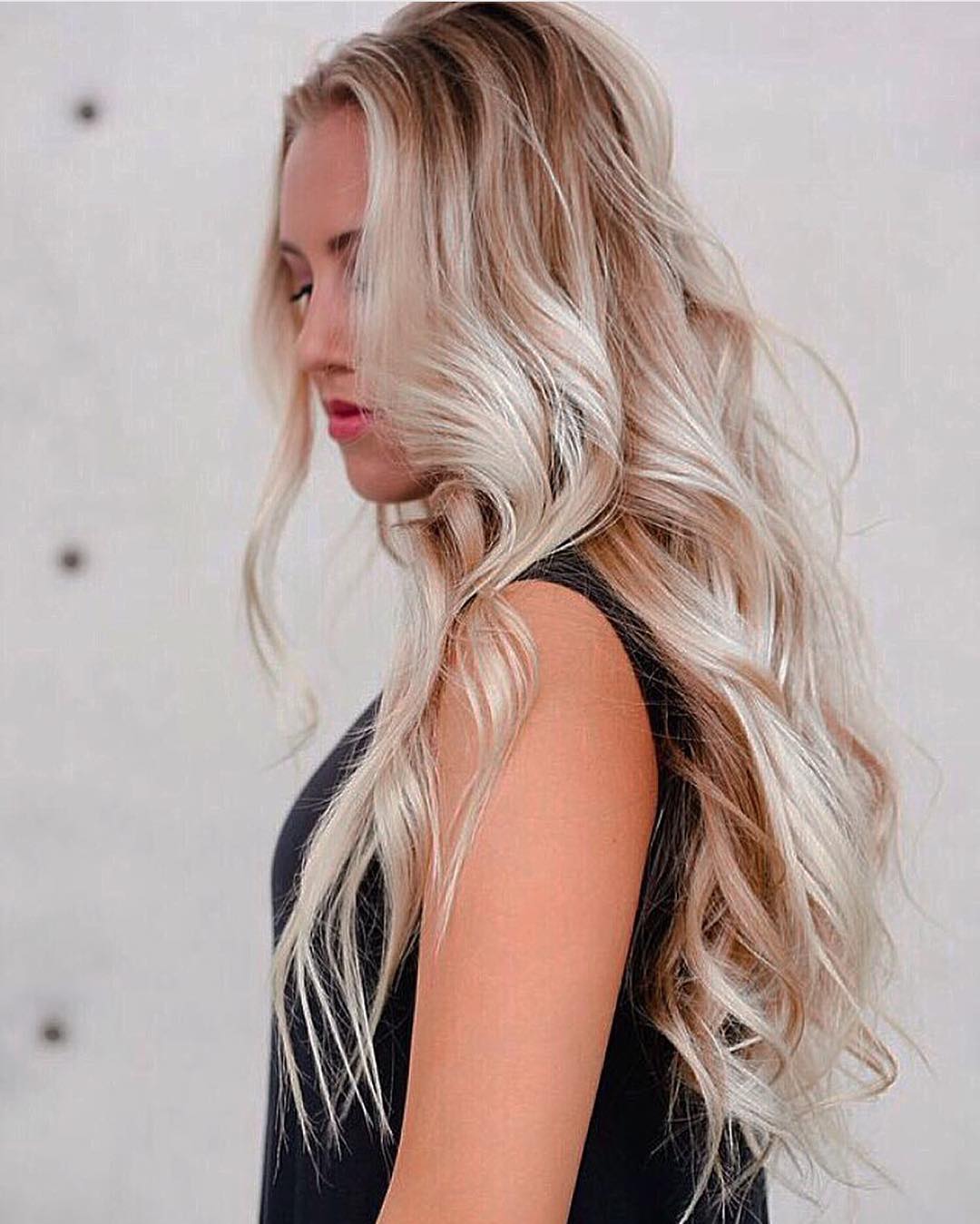 white long wavy hairstyle