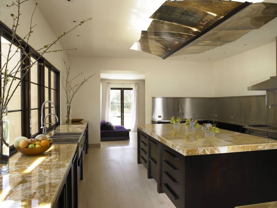 asian style kitchen with minimalist feel