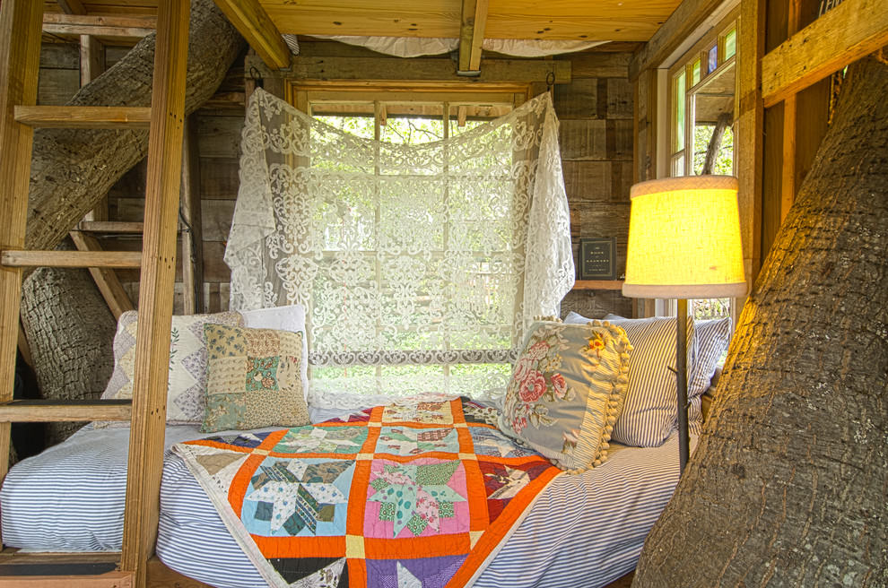 cozy tree house bed design