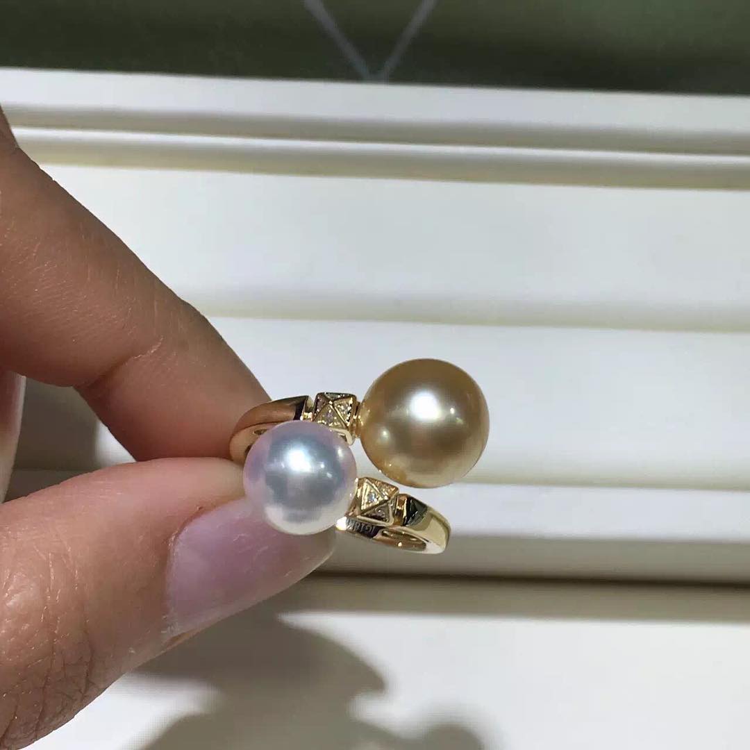 two pearls ring