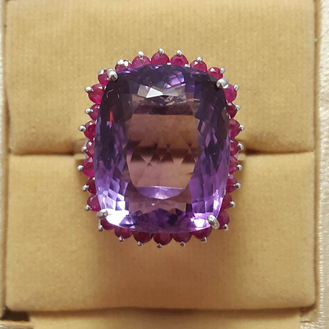 trendy purple ring
