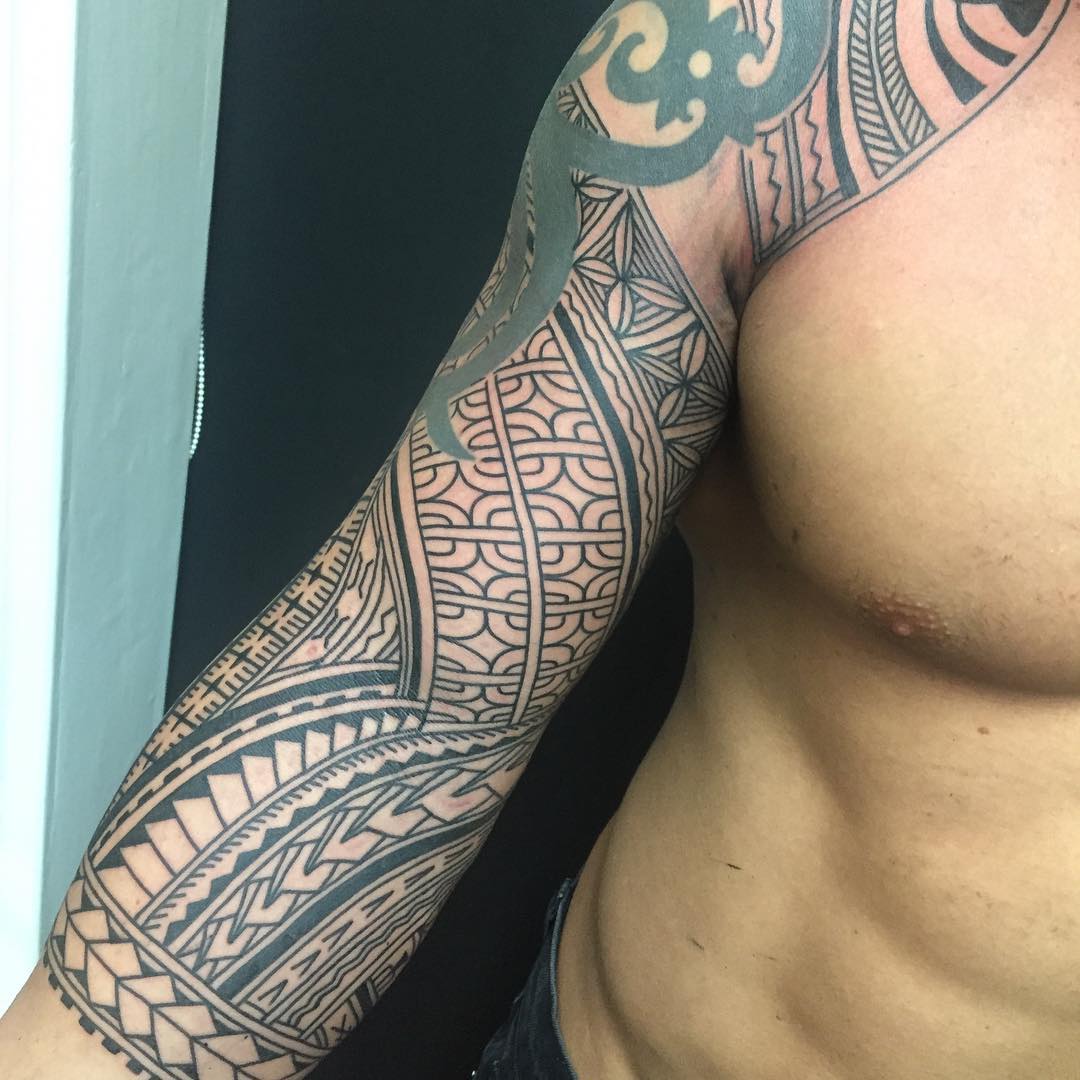 polynesian tattoo style