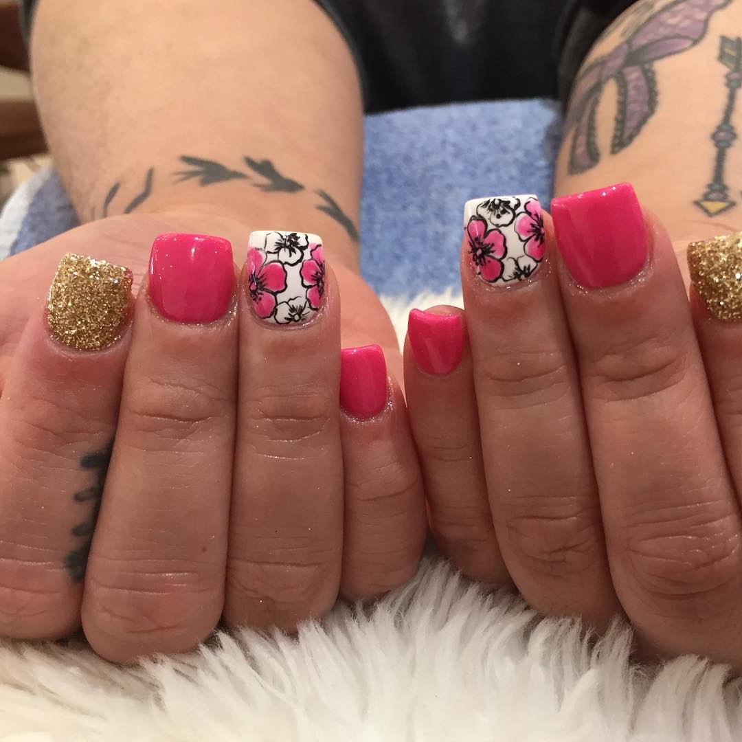 beutiful pink funky nails