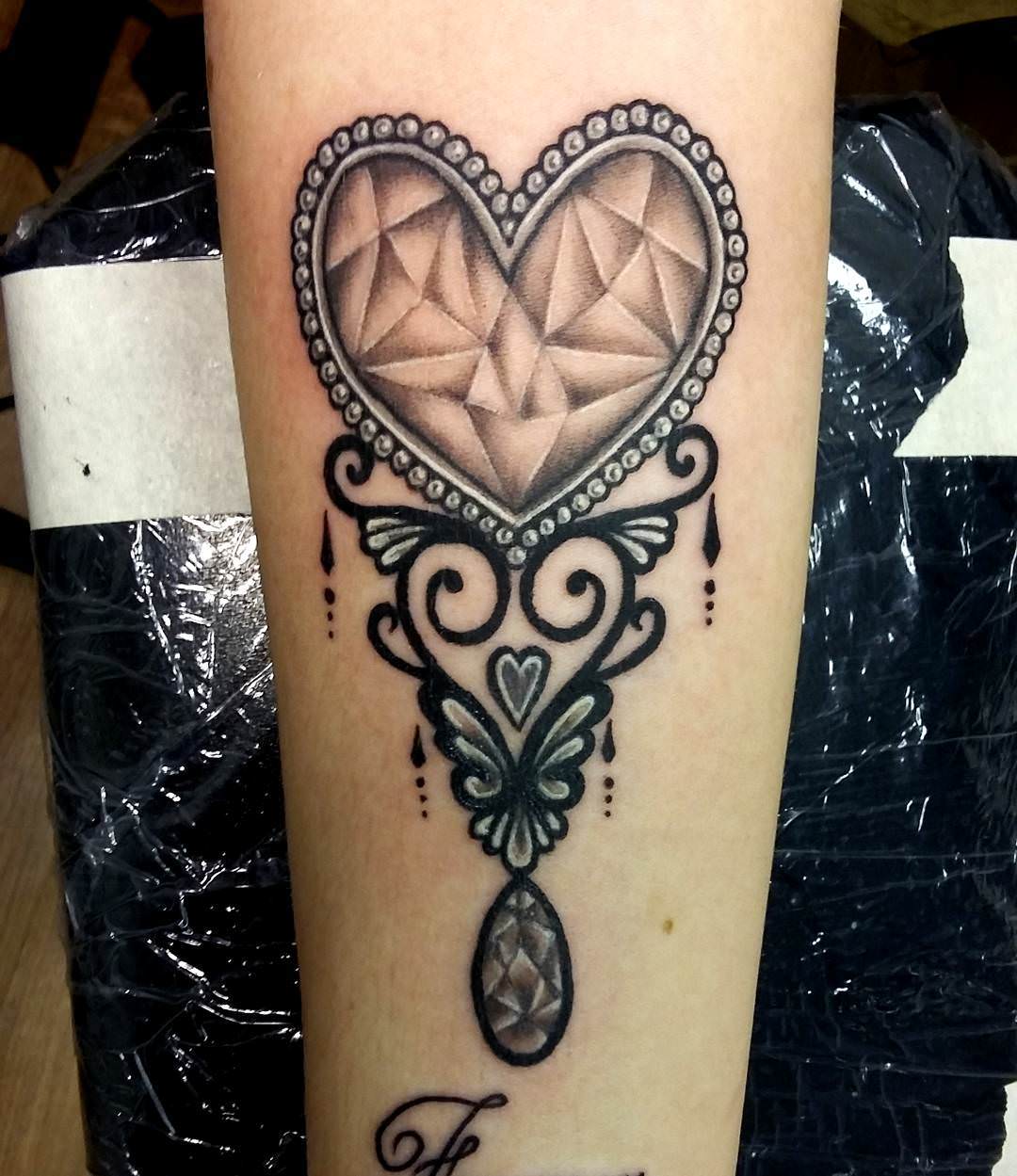 heart shaped name tattoo generator