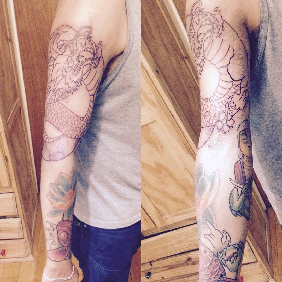 classy sleeve tattoo design