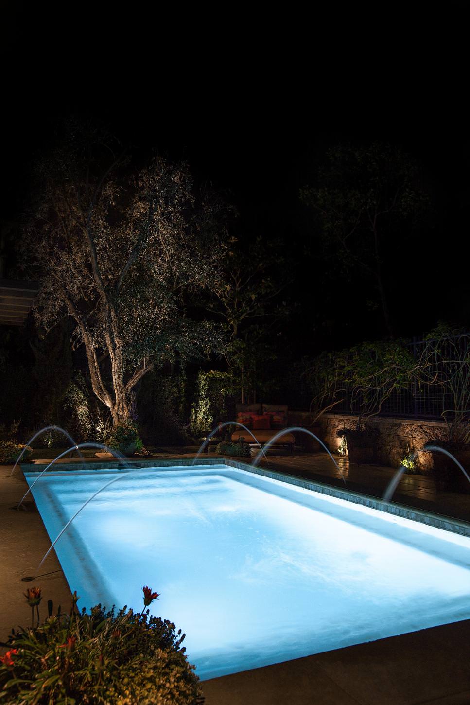 grand backyard swimming pool ideas