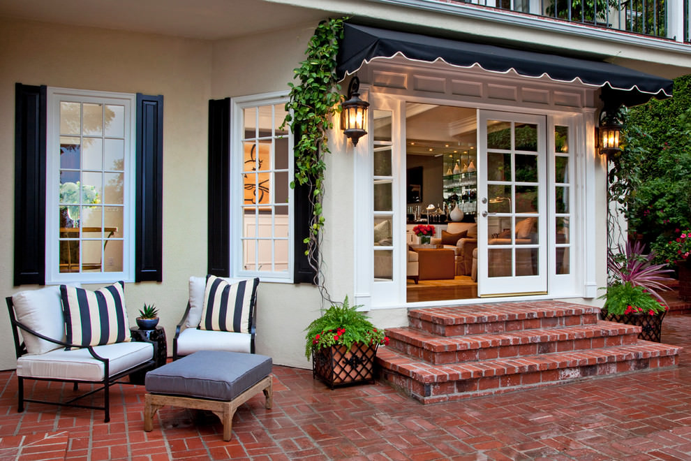 cozy outdoor patio designs