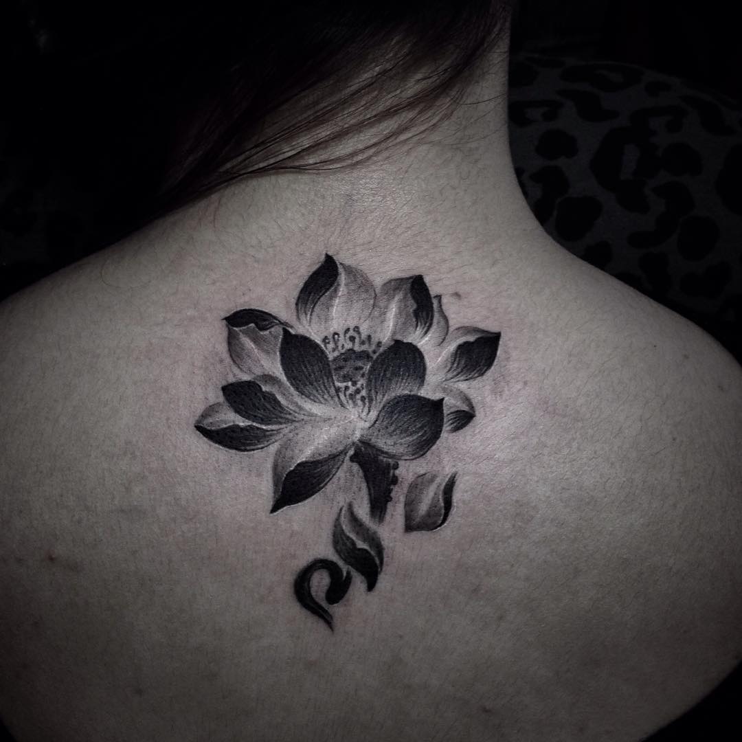 japanese lotus back tattoo art