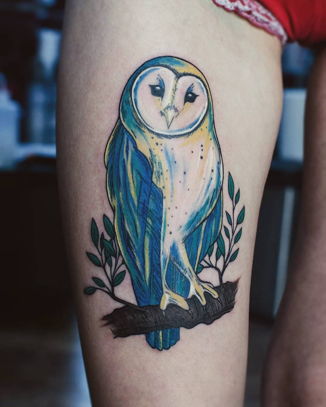 amazing barn owl thigh tattoo design