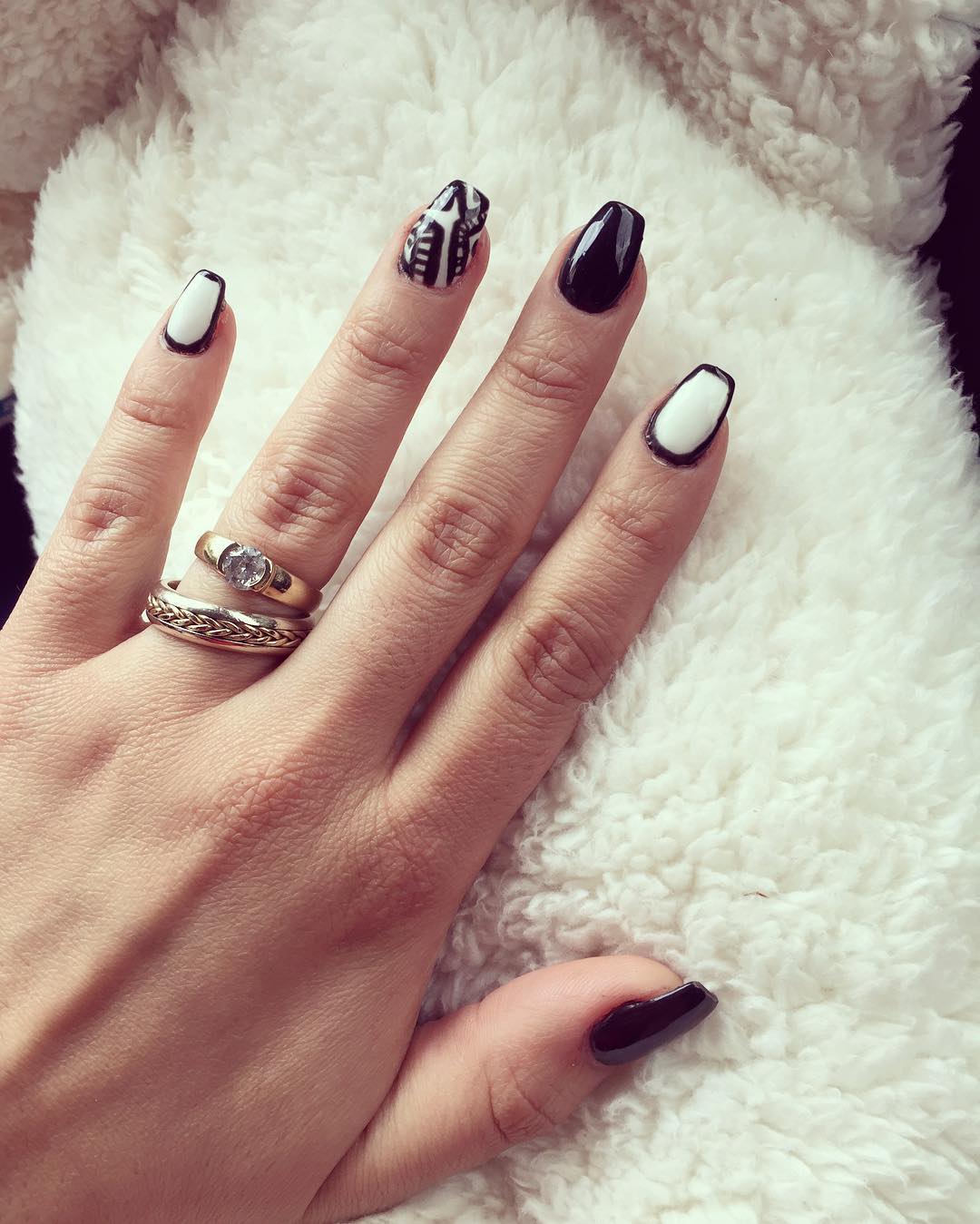 29+ Black And White Acrylic Nail Art Designs , Ideas | Design Trends