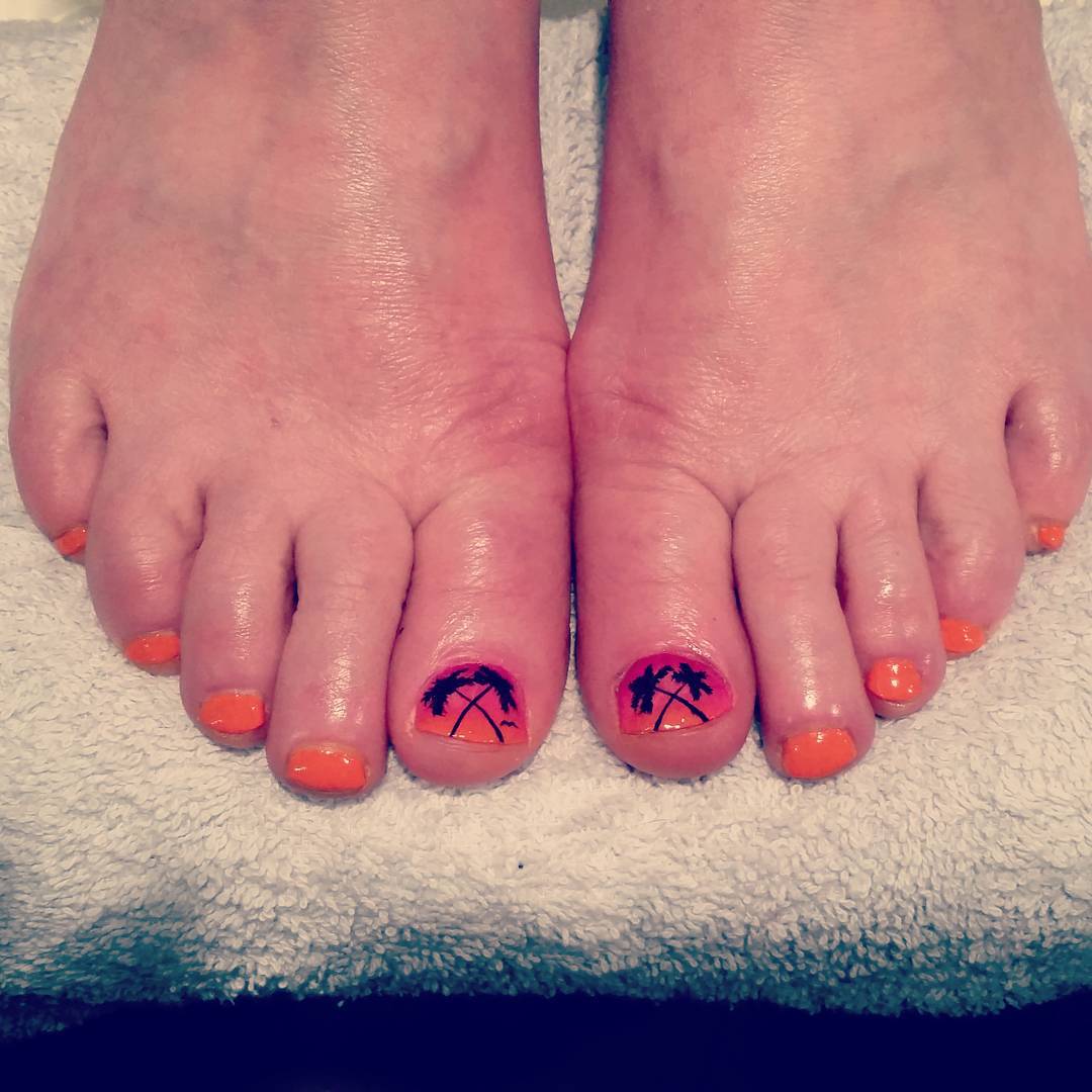 orange summer toe nail design