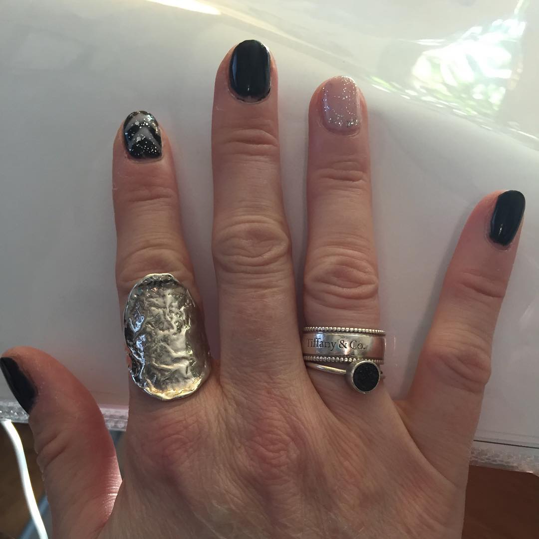 silver glitter black short nails