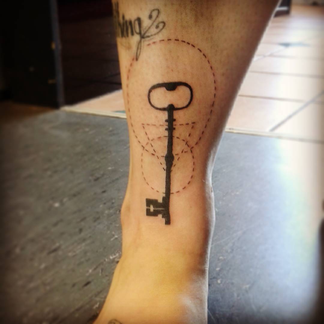 key tattoo desin for ankle