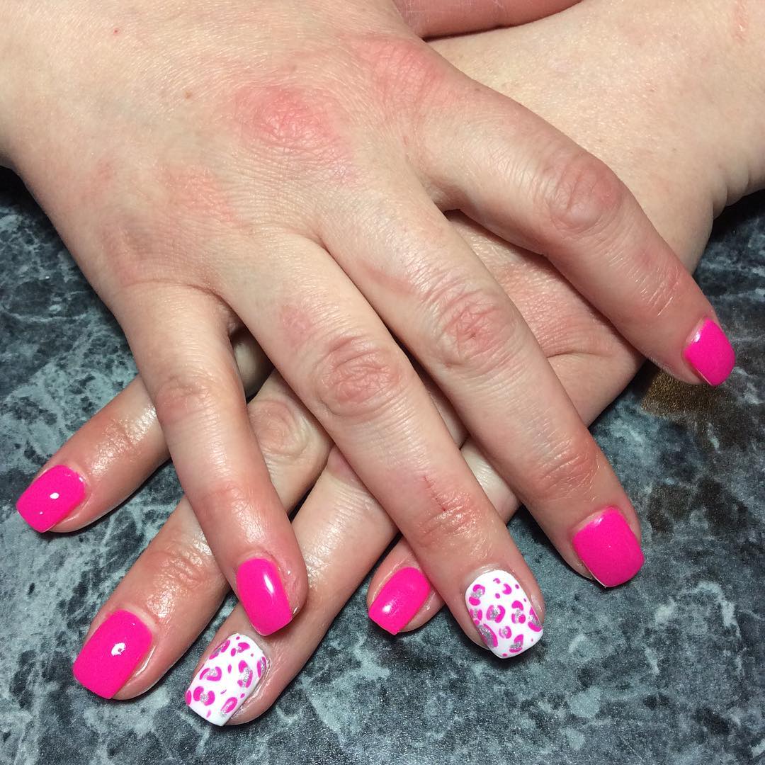 pink cheetah nail art for small nails 
