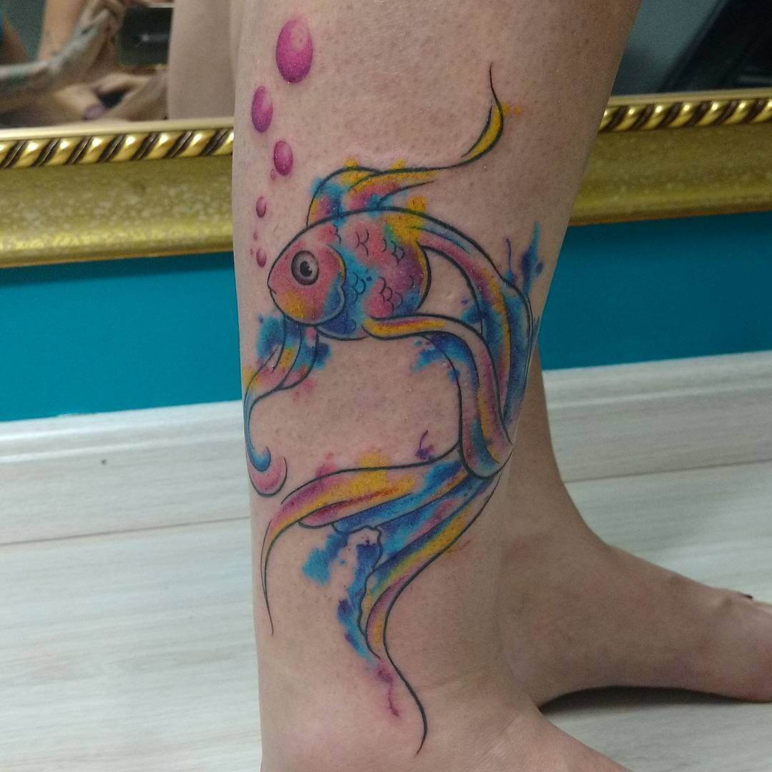 fish tattoo design on leg